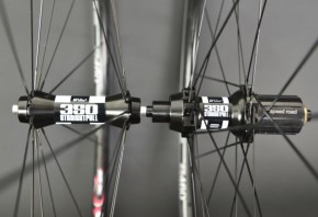 Laufradsatz Rennrad/Cyclocross DT Swiss 350 R 460 28" Sapim CX-Ray 1550g