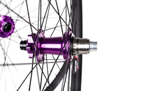 Mullet/MX 29"+ 27,5" DT Swiss FR 541 - Hope Pro 5 Purple Sapim Race 