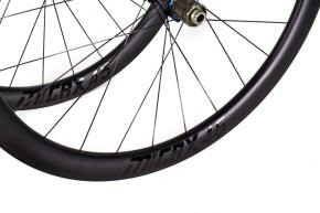 Laufradsatz 28" MGRX 45 Carbon Extralite HyperSmart 3 Disc IS